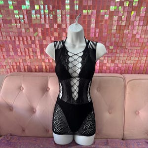 Vestido negro de rejilla para fiesta / Minivestido sexy para festival / Vestido transparente para club / Vestido ajustado transparente para fiesta / Vestido EDM con aberturas