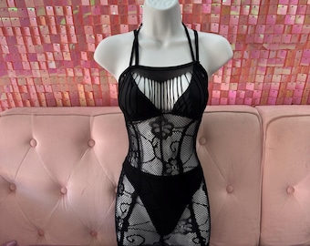 Vestido de rejilla negro para fiesta: minivestido ajustado transparente para festival