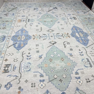 Hand-Knotted Green beige Oushak Rug – Custom Size Available! Geometric Wool Area Carpet, Vintage Modern Style, Muted Tones, Large 9x12 10x14