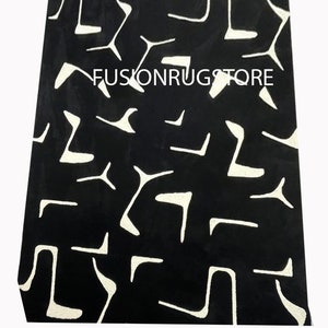 Sway Tufted Black And White Area Rug for Living Room, Bedroom, Office, Kids Room.