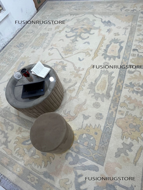 Cream Wool Oushak Rug: Hand Knotted Turkish Inspired Design
