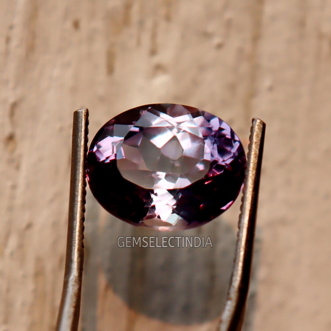 Alexandrite Geode Earth Mined Alexandrite Gemstone Multi Color Changing Alexandrite Stone ...