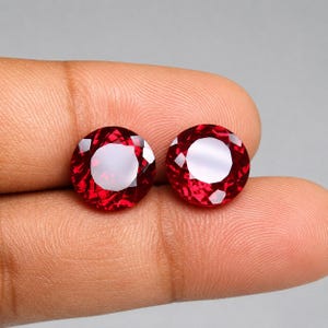 AAA+ 12.50 Ct Natural Mozambique Blood Red Ruby With Certified Gemstone Use Ring , Jewelry Making Tools Loose Round Cut Gift For Women