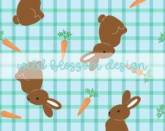 Conejito de Pascua de chocolate con zanahorias sobre cuadros vichy azules, patrón repetitivo sin costuras, archivo digital