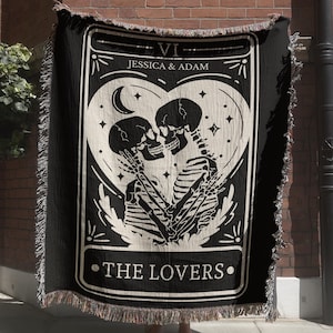 Personalized Skeleton Couple Woven Throw Blanket Gothic Tapestry Blanket Spooky Halloween Decor Tapestry The Lovers Blanket Anniversary Gift