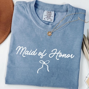 Maid of Honor Shirt, Wildflower Maid of Honor Shirt for Her, Bridesmaid Shirt, Bridal Gifts, Wedding Gift, Team Bride Matching Tshirt Gifts