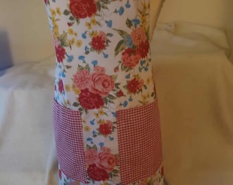 Vintage Floral with Gingham checks full size apron
