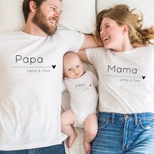 Mama Papa Mini Baby T-shirt personnalisé, tenue assortie pour lannée familiale Est, pull parents, bébé, tout-petit, pulls assortis image 1