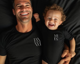 Mama Papa Mini Baby T-shirt personalisiert, Passendes Outfit für Familie est Jahreszahl, Eltern Pulli, Baby, Kleinkind, Matching Sweaters