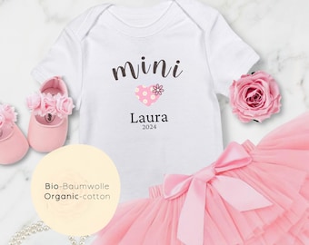 Personalisierter Babybody Mini Nachname Baby, Neugeborenes,  Name personalisiert, minimalistischer Body, Schwangerschaft Ankündigung Geburt