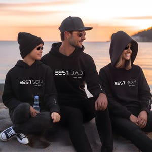 Mama Papa Mini Baby T-shirt spersonalizowany, pasujący strój na rok rodzinny, sweter rodziców, dziecko, maluch, pasujące swetry