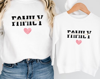 T-shirt per la famiglia personalizzata, outfit coordinato per il primo anno della famiglia, maglione per genitori, neonato, bambino piccolo, maglioni coordinati, outfit per la famiglia