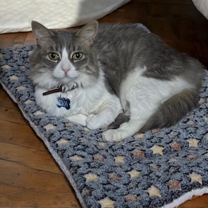 Soft & Fluffy Pet Bed for Cats, Dogs, many sizes and colors - cat bed - dog bed - pet bed - cat pillow - gift for cat lovers