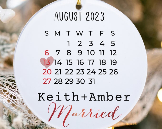 Wedding Gift, Married Gift, Save The Date Keepsake gift, Wedding Date ornament, Calendar Anniversary Gift, Newlywed Gift, Engagement Gift