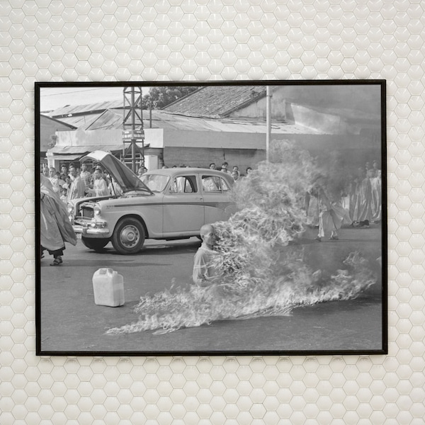 Buddhist crisis Photo The Burning Monk, Malcolm Browne Vintage Poster Fine Art | PRINTABLE Digital Art Downloadable | Home Wall Decor