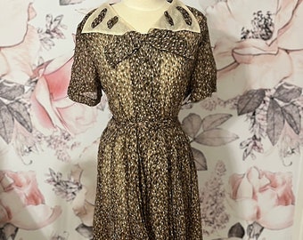 1940'S Brown Dotted Day Dress w/ Matching Belt