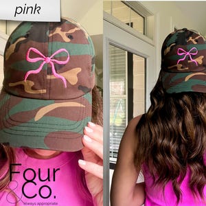Cocktailstrikje, strikcamomuts, geborduurde camouflagemuts, preppy hoed