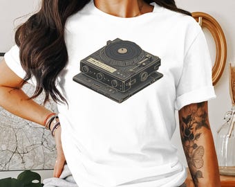 Retro Turntable T-Shirt: Vintage Record Player Design