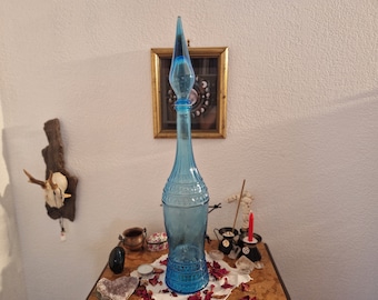 Garrafa grande vintage de vidro azul de Empoli, Itália, 58 cm | Tampa em forma de chama | Água da Lua | Mercado de Pulgas Mágico da Córsega