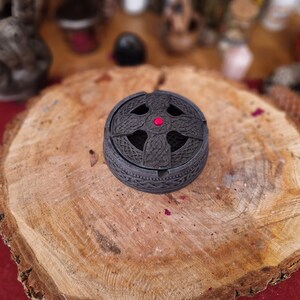 porte encens style gothique