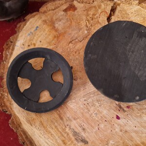 porte encens style gothique