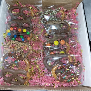 Chocolate pretzels