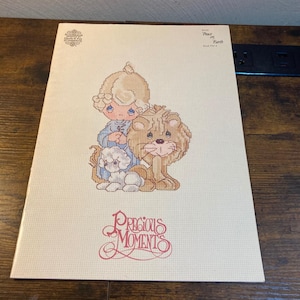 Precious Moments Peace on Earth Cross Stitch Pattern Book PM-4 Gloria & Pat 1983