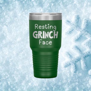 Vaso de café con cara de Grinch descansando, tazas navideñas, tazas de café divertidas, tazas de café navideñas, tazas de café, tazas de moda, tazas de Grinch