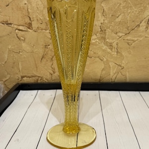 Vintage Tiara Indiana Glass Zipper 8&quot; Vase in Yellow Mist