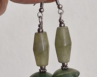 Vintage natürliche antike Jade Design Ohrringe