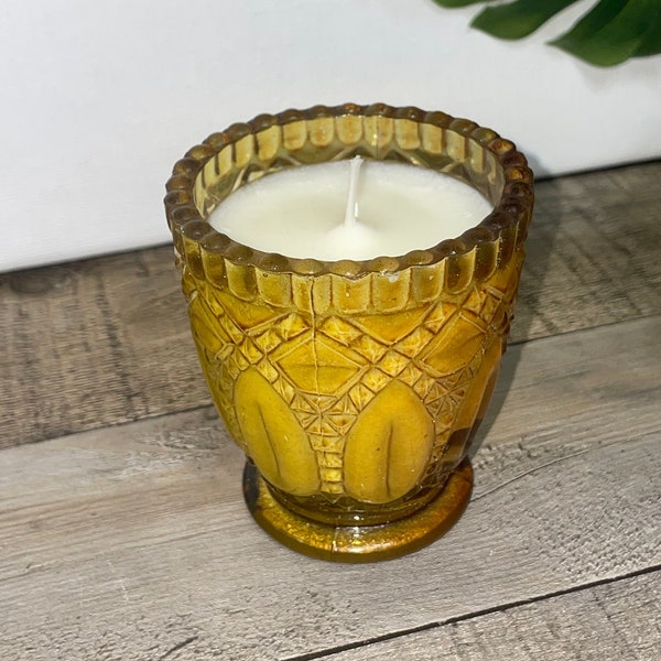 Highly Scented Small Vintage Amber Candle