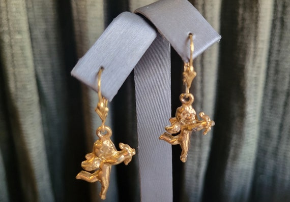 1980s Gold Angel Cupid Earrings - image 3