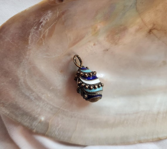 Multi-Blue Mood Egg circa 1980s - image 1