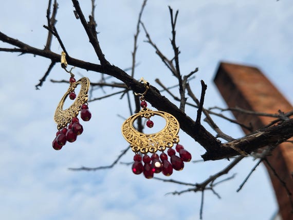 Middle Eastern Ruby Crystal Chandelier Earrings - image 3