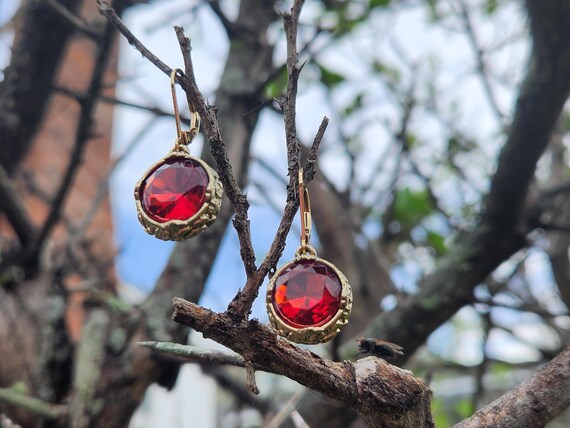 Ruby Crystal Circle Earrings circa 1980s - image 2