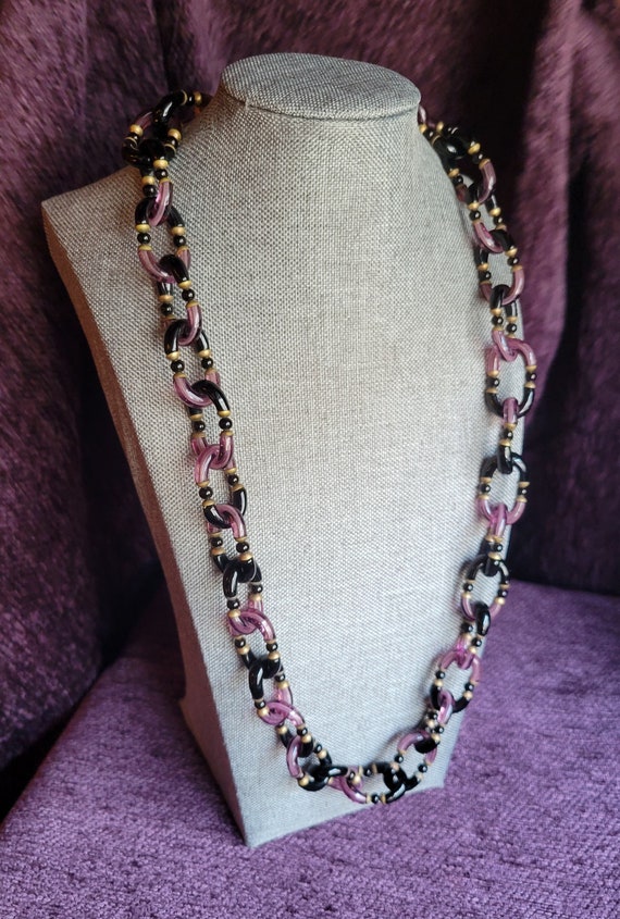 Art Deco True Retro Amethyst-Colored Art Glass Necklace