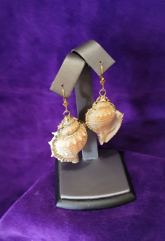 1980s Dangle Seashell Earrings - image 1