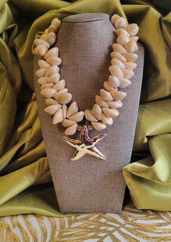 1980s Statement Starfish Shell Necklace