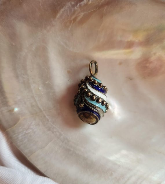 Multi-Blue Mood Egg circa 1980s - image 3