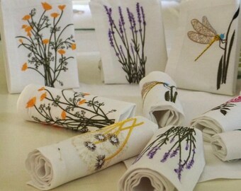 Servilletas bordadas de flores silvestres, servilletas de boda, juego de regalos de bienvenida, 6 -12 servilletas botánicas, servilletas de algodón Wheit, regalo de bodas,