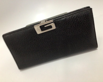 Cartera larga de piel negra para mujer GUCCI “G”