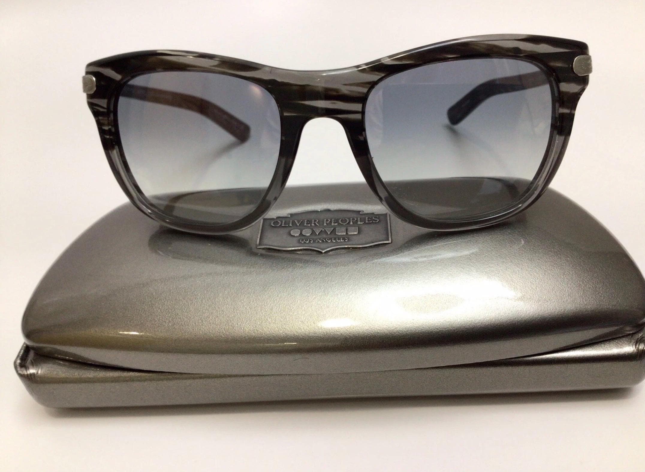 オリバーピープルズ 25周年記念 VFX フォトクロミック メンズ