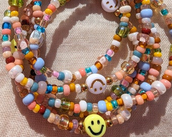 BUNTES SMILEY Perlenarmband | Freundschaftsarmband | Geschenk zum Geburtstag | bunt | wasserfest | hochwertig