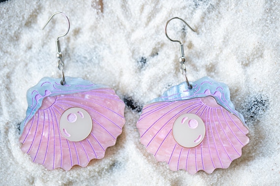 Clam With Pearl Earrings, Acrylic Earrings, Pastel Earrings, Beach Earrings, Shell Earrings, Quirky Earrings, Ocean Earrings, Kawaii