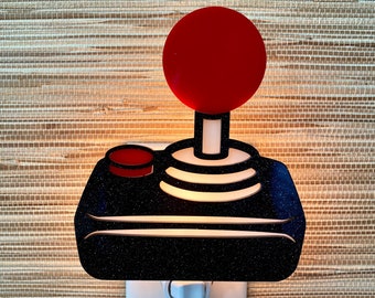 Veilleuse rétro 3D « Joystick » | Jeux vidéo nostalgiques | Pac-Man | Grenouille | Donkey Kong | Nintendo | Jeux d'arcade | Gameday Designs™