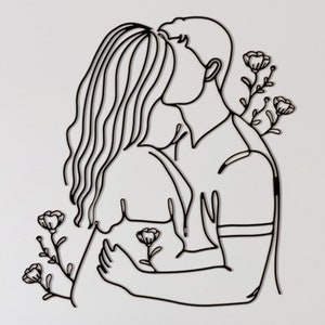 Arte de pared de metal con pareja besándose, decoración de pared para dormitorio, arte romántico de una sola línea, decoración íntima para el hogar, arte de pared minimalista, regalo de aniversario