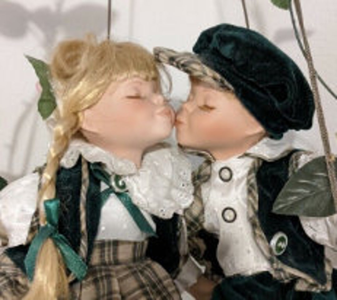 Vintage Porcelain Kissing Dolls Etsy
