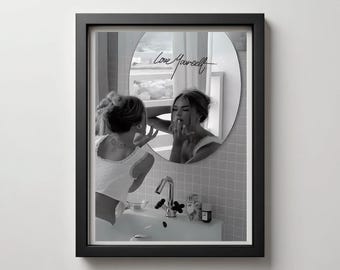 Lámina de moda en blanco y negro: Mujer en el baño, arte mural de lujo (descarga digital)
