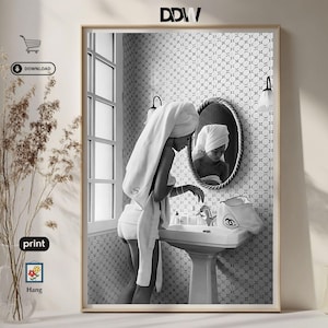 Black - White Vintage Old Photography Vintage Fashion Wall Art Luxury Fashion Prints HypeBeast  Dorm Room Decor Girls Bathroom Printable Art