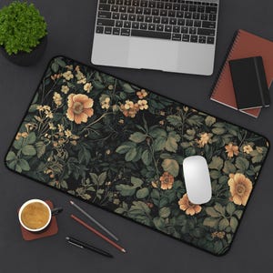 Cottagecore Floral Desk Mat: Vintage Botanical Office Decor